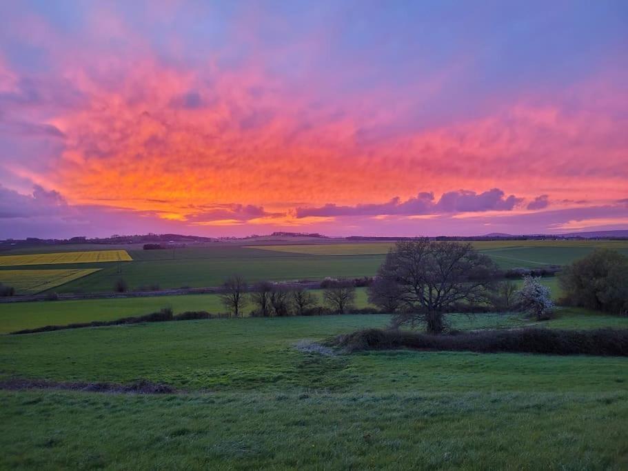 La Garenciere - Les Hirondelles Villa Champfleur  Exteriör bild