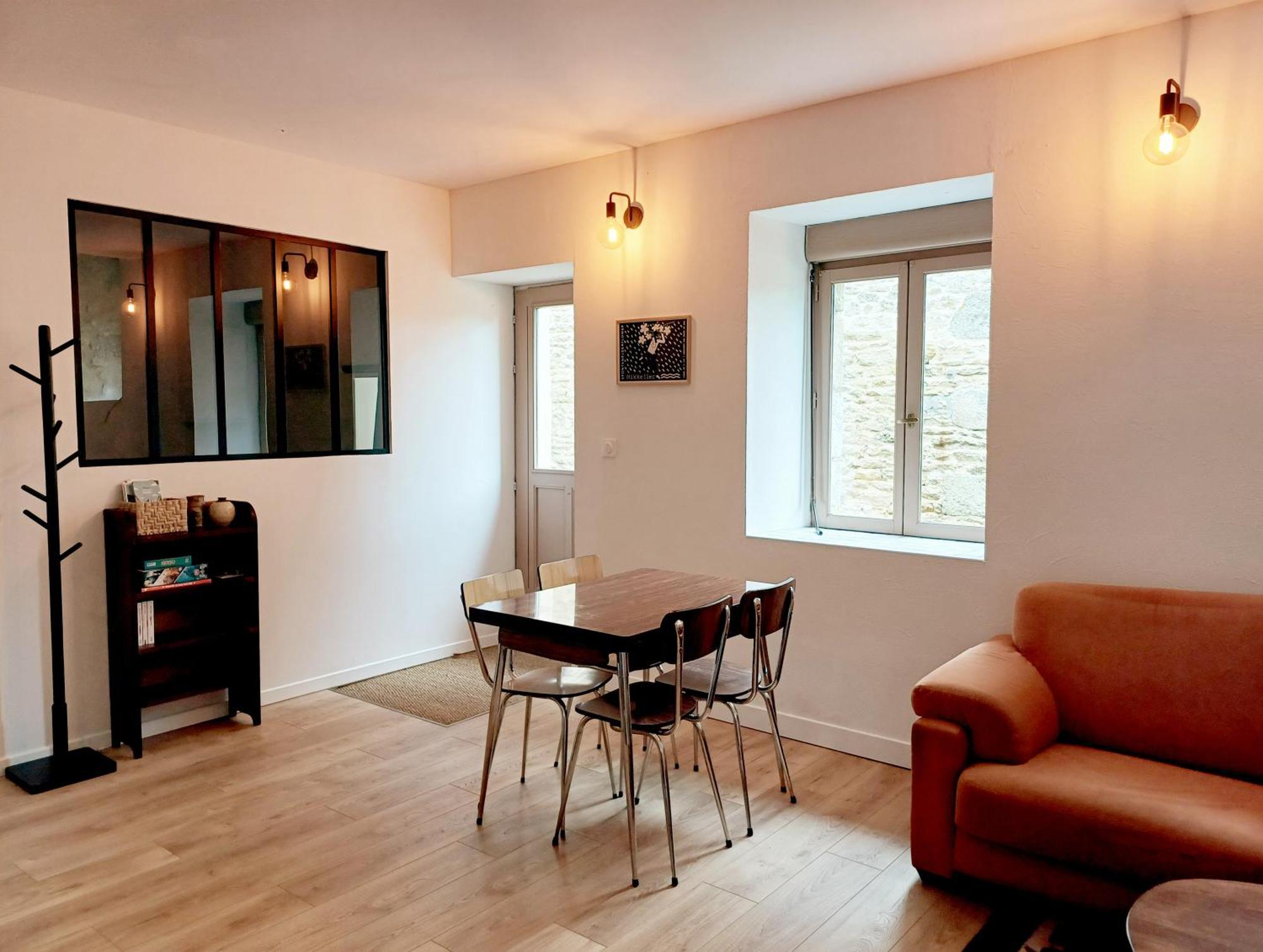 La Garenciere - Les Hirondelles Villa Champfleur  Exteriör bild